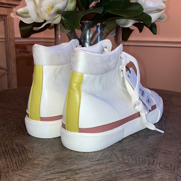 Zara Hi-Top Sneakers - Picture 6 of 9
